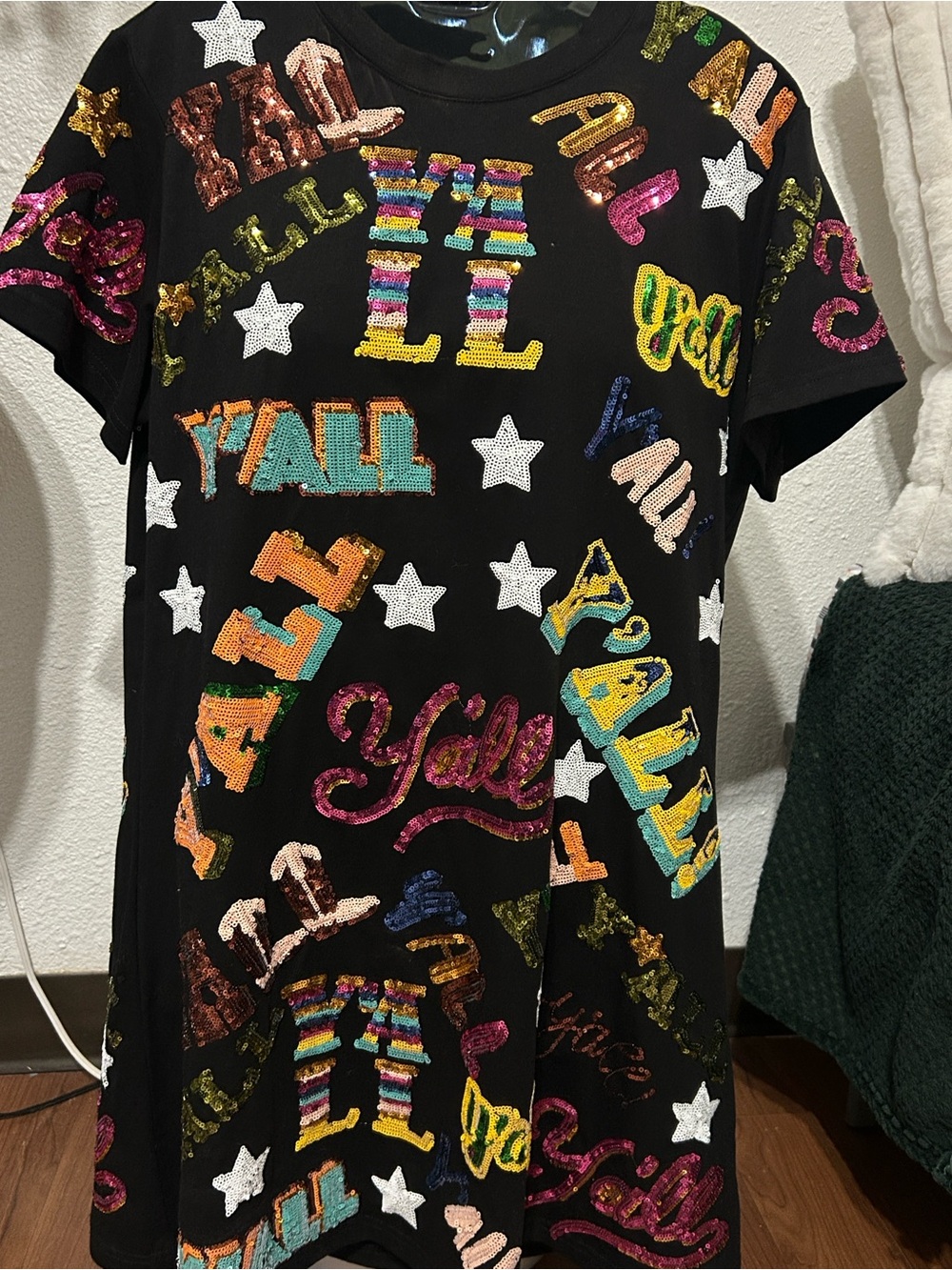 Queen of Sparkle sequin and appliqué tshirtdress - Picture 4 of 6